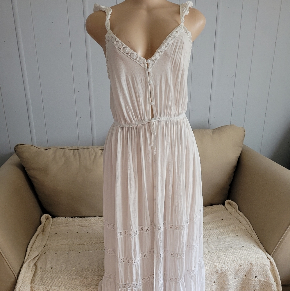 Forever21 bohemian white beach cover dress size M